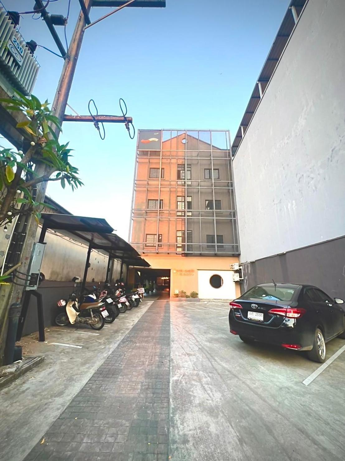 Hotel Passion Nakhon Si Thammarat Exterior foto